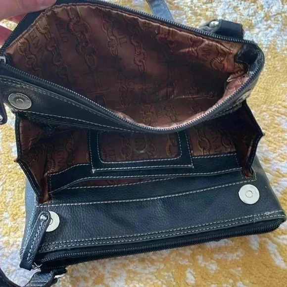 Tignanello crossbody leather wallet purse - Picture 6 of 6